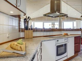 Holiday Home Eugenie - 450m from the sea by Interhome - Havrvig - 5