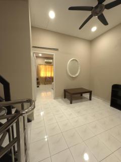 MM HomeStay - Kamunting - 4