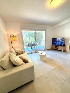 Nice apartment with garden direct access to beach,Parking free - Vias - 0