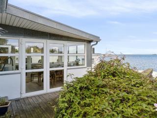 Holiday Home Thermund - 5m from the sea by Interhome - Knebel - 2