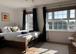 WS10 Contractor House 3 Bed 3 Bath with Parking - Wednesbury - 4