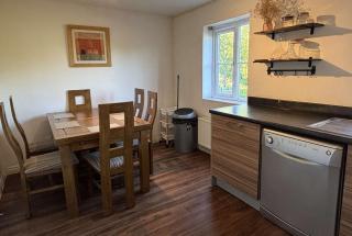 WS10 Contractor House 3 Bed 3 Bath with Parking - Wednesbury - 9