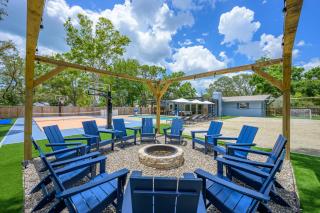 18 Guests Pool Pickleball Volleyball - 2
