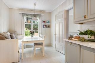 Historic apartment near the city by the water - Solna - 1