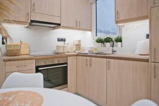 Aliki Spacious, Fully Reno 2BA Apartment - Atene - 2