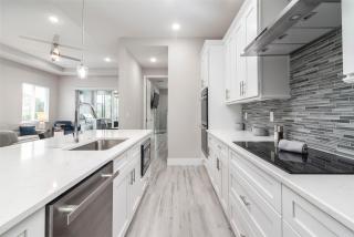 Modern 4BR Naples Park Pool Home 5 Min to Beach - Naples - 9