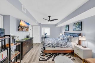 Huge 15000sf Pool Modern Studio at Barefoot Resort - Myrtle Beach - 2
