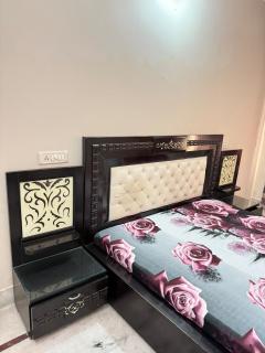 The Villa Sec 13 Cheerfull 4 bedroom house - Karnal - 9