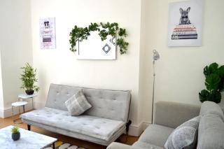 Brand New Lovely Flats by the Forest Tram Stop in Nottingham - Nottingham - 9