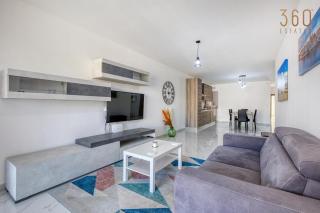 Lovely 2BR Apt with Private Balcony in Marsalforn by 360 Estates - 2