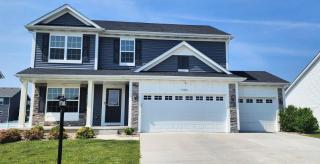 Suburban Dream House - Dyer - 9