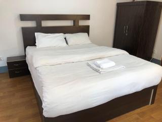 Himalaya Apartments - 8