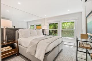 Durant Unit D4, Spacious, Modern Condo with Great Views, Excellent Location 2 Blocks to Ski Slopes - 2