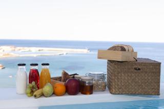 Golden Vista, Beachfront Suites by Explore Andros - Andro - 3