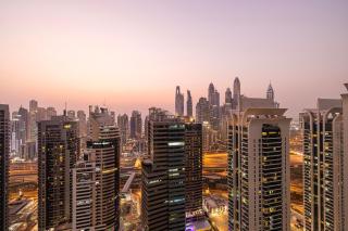 Luxe 4BR Penthouse with Private Pool and Gym - 2