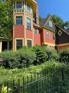 2BR Garden Unit Pets OK Near Downtown - 8