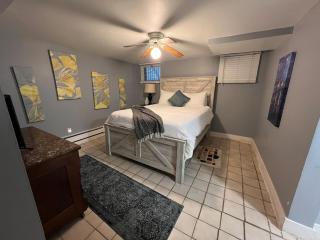 2BR Garden Unit Pets OK Near Downtown - 6