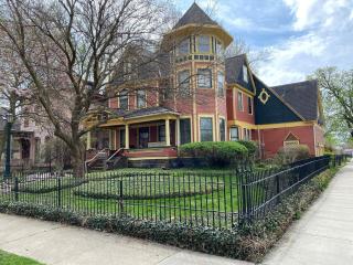 2BR Garden Unit Pets OK Near Downtown - Cleveland - 6