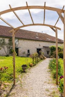 Douce Campagne Cottage Private Spa - 1