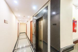 Treebo Globe International, Near Kalighat Mandir - 6