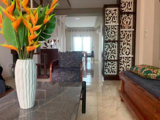 Magnifique 4P, 2 chambres, piscine, wifi groupe électrogène et parking Elig Essono touristique voyage - Yaoundé - 5