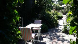 Kinderfreundliche Tolles Appartement In Altjührden Mit Möblierter Terrasse - Varel - 1