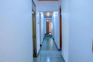 Stay Inn Back Packers - - 5