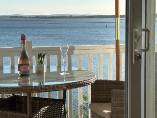 Knightsbridge Lodge with panoramic sea view - Lytchett Minster - 0