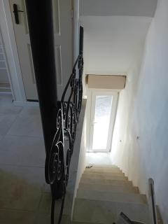 Hosted by Françoise - 1