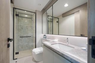 KeyRock Living - Luxe Escape with Pool & Gym Access - 6