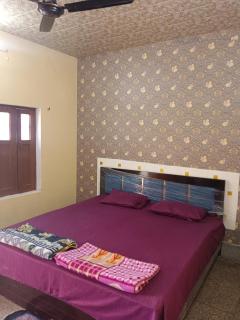 sharan home stay - Vrindāvan - 5