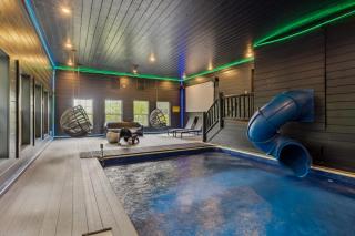 Star-a-Lago - 11-Bedroom Smoky Mountain Cabin with Pool, Hot Tubs, Theater, and Game Room - 7