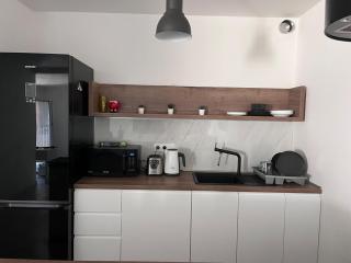 City Center Apartment with parking space - Košice - 8