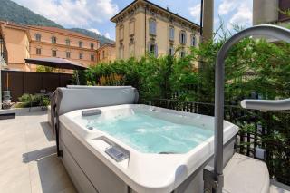 LA TERRAZZA - Downtown Como - Terrace and Jacuzzi - 5