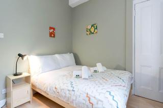Charming Edinburgh Apartment with City Views - Edinburgh - 5