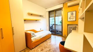 Ampio appartamento con vista monti Wi-Fi veloce, self check-in, vicino stazione e centro - Arezzo - 3