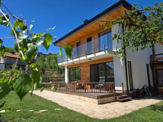 Ma-Bebe Play House - Pancharevo Lake, Parks and Pools nearby - Pancharevo - 0
