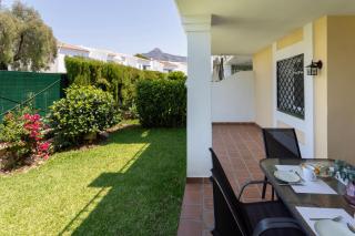 Aloha Gardens by Rent Me - 3
