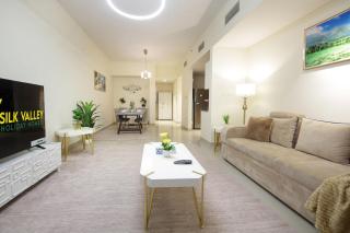 Silk Valley - Luxury 3B with stunning water views - Abu Dhabi - 1