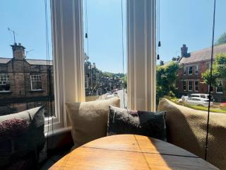Pass the Keys Historical Victorian Apt for 6 Pets - Matlock - 9