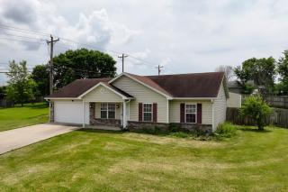 Quiet, Family Friendly Home - 0