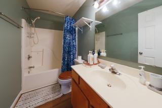 Quiet, Family Friendly Home - 8