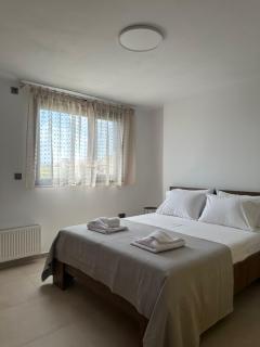 SkyDeck 88 - Four Bedroom Maisonette - Kalamata - 9