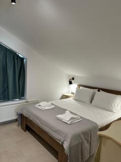 SkyDeck 88 - Four Bedroom Maisonette - 8