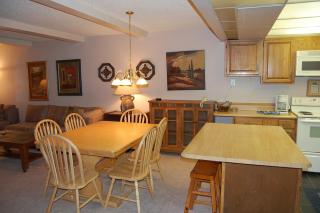 Hi Country Haus Unit 2201 - 7