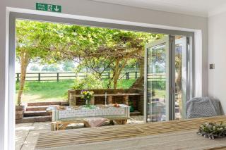 Lower Barn House at Westerlands Farm Sleeps 11 - Graffham - 5