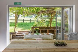 Lower Barn House at Westerlands Farm Sleeps 11 - Graffham - 2