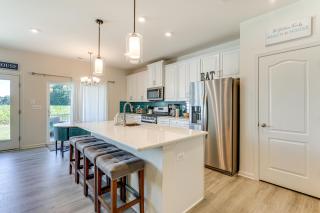 Less Than 4 Mi to Bethany Beach Boardwalk Family Townhome - Millville - 3