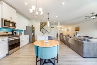 Less Than 4 Mi to Bethany Beach Boardwalk Family Townhome - Millville - 1