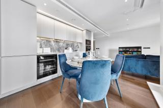 Luxury Sky Scraper Building Modern 2 Bedroom Apartment next to Westfield Shopping Mall London! - Londra - 9